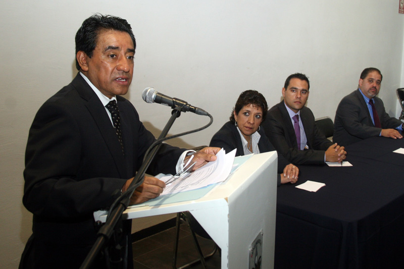 Jaime Vázquez llega a secretaría de la BUAP por René Valdiviezo