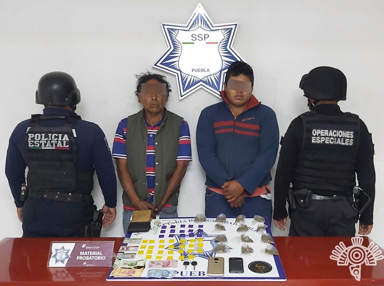 Con ayuda de trabajadores de un bar vendían droga en Puebla