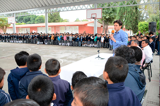 Entregan impermeabilización de escuelas de San Pedro Cholula
