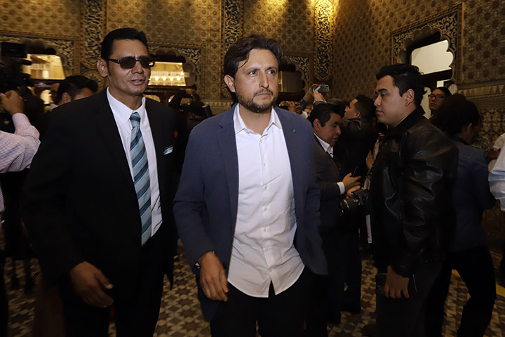 José Juan ofrece respaldo incondicional a Barbosa