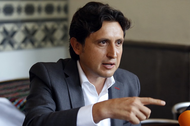 JJ empieza a desbloquear a sus críticos en redes