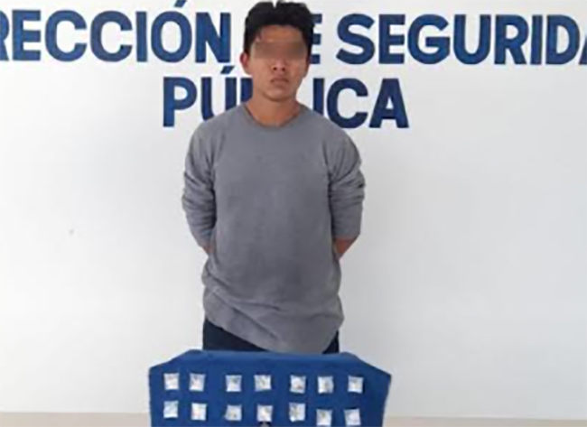 Detienen a joven con 32 dosis de droga en Tehuacán