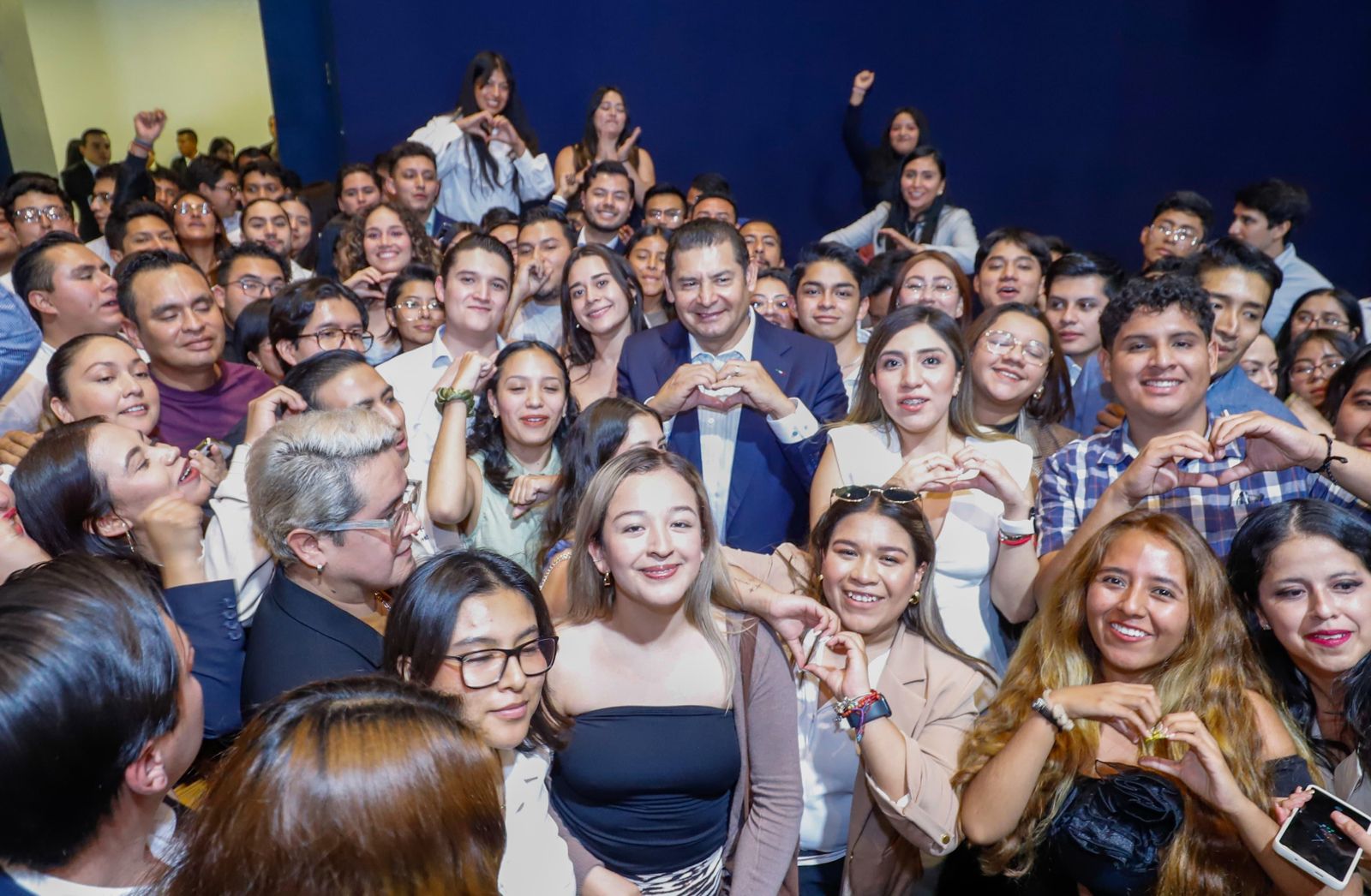 Becas de Conectividad fortalecen bienestar educativo de jóvenes poblanos