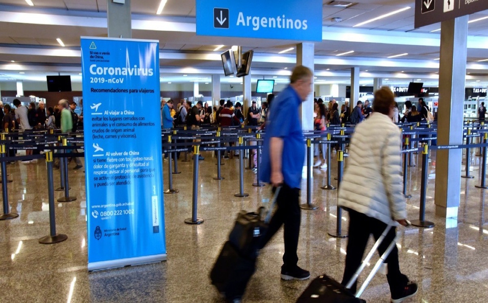 Se eleva a 74 los estudiantes de Argentina con Covid tras visitar Cancún