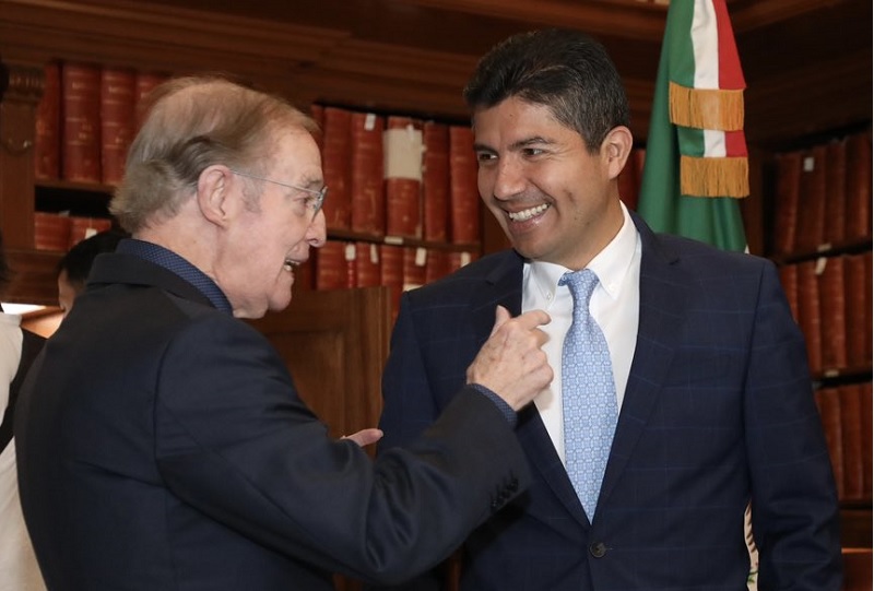 Ve José Ramón Fernández a Lalo Rivera como gobernador de Puebla