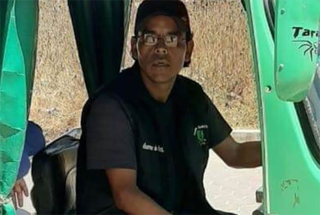 Juan Gabriel hizo un viaje en su mototaxi y desapareció en Cuapiaxtla
