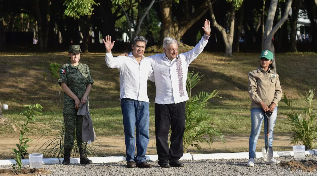 Igual que con Juan Orlando Hernández, el destino de AMLO