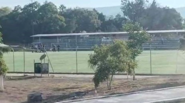 Pierde la vida un jugador en encuentro de fútbol en Tehuacán