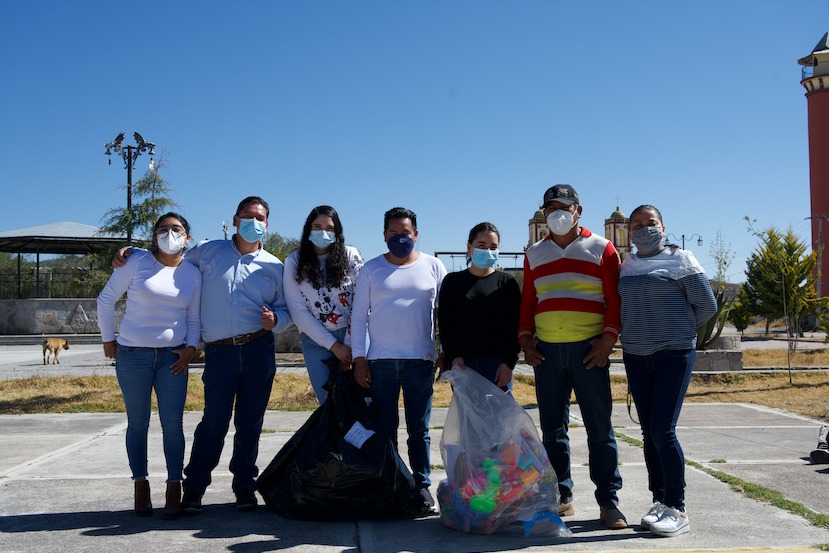 Realizó Fundación Granjas Carroll campaña invernal y entrega juguetes