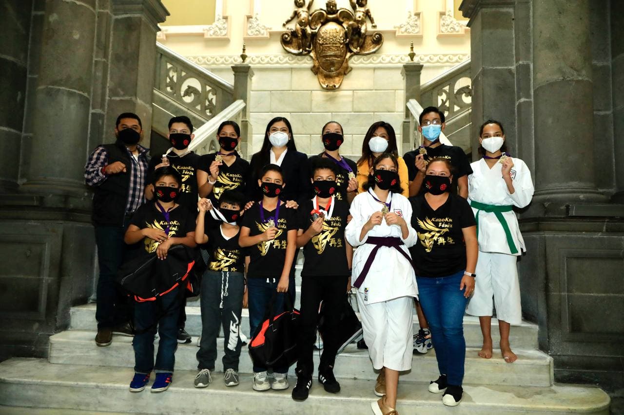 Ayuntamiento de Puebla premia a ganadores del Campeonato Virtual de Karate Do 
