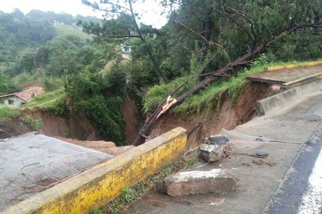 Inundaciones, deslaves y refugiados de 5 municipios por Katia