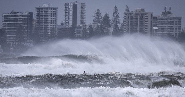  Un muerto y varios heridos, saldo de ciclón en Australia 