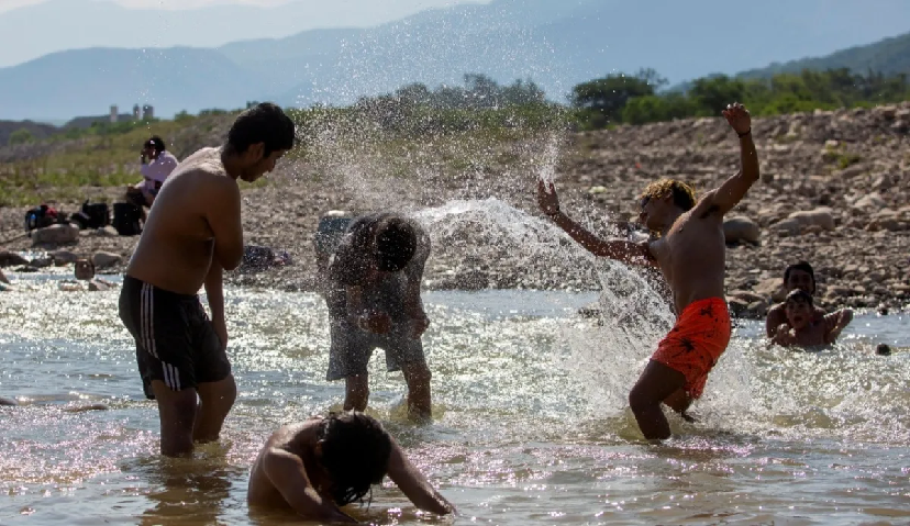 Argentina con ola de calor extremo y apagones de energía  eléctrica 