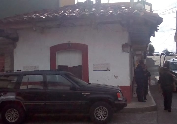 Disparan a profesora en la cantina la Gran Vía de Huauchinango