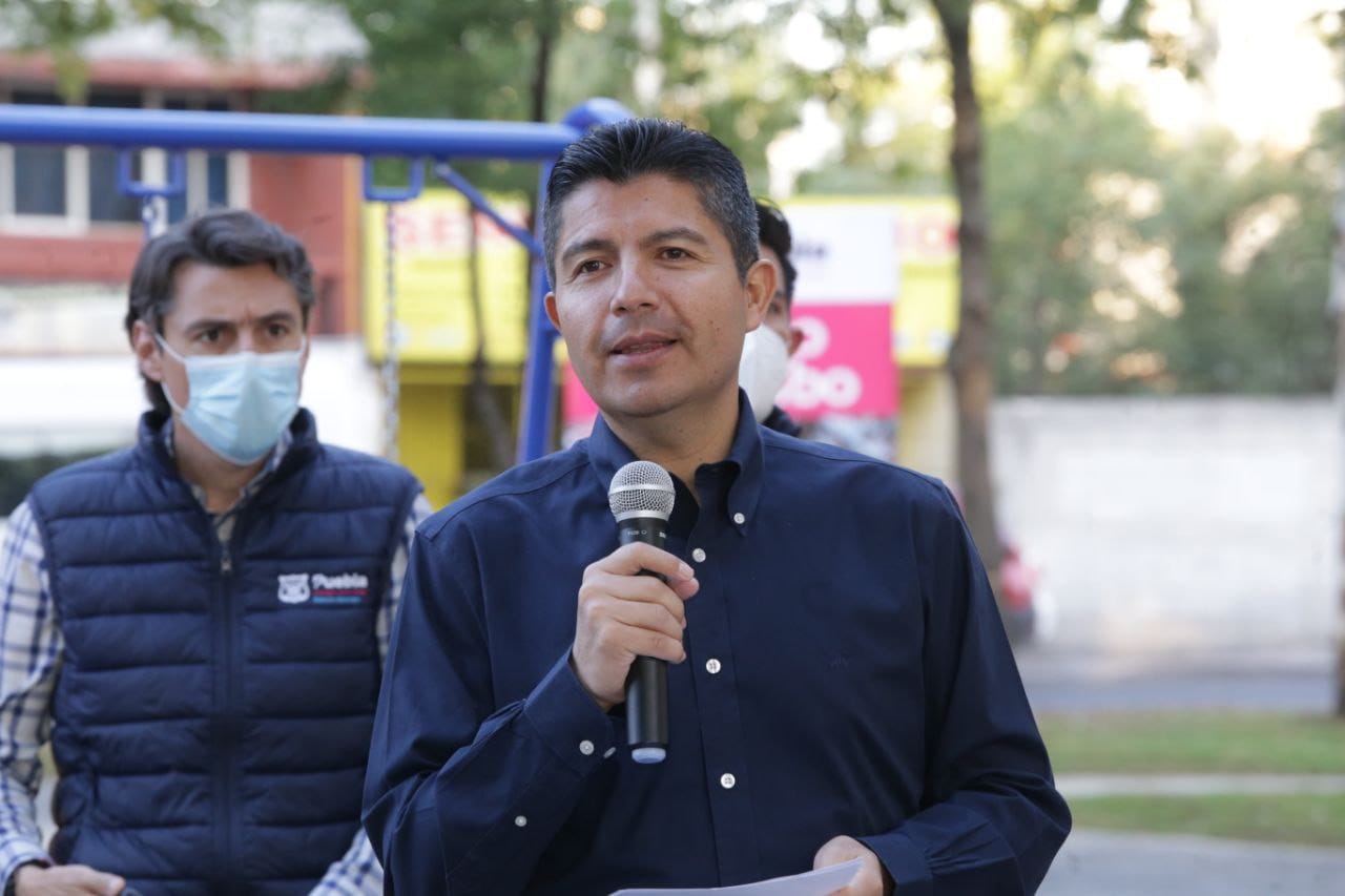 Rivera evita la polémica sobre propuesta del PRI para armar a los mexicanos 
