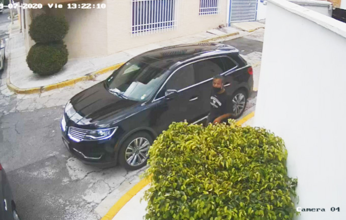 VIDEO Identifican a ladrón de autopartes en la colonia La Paz, Puebla