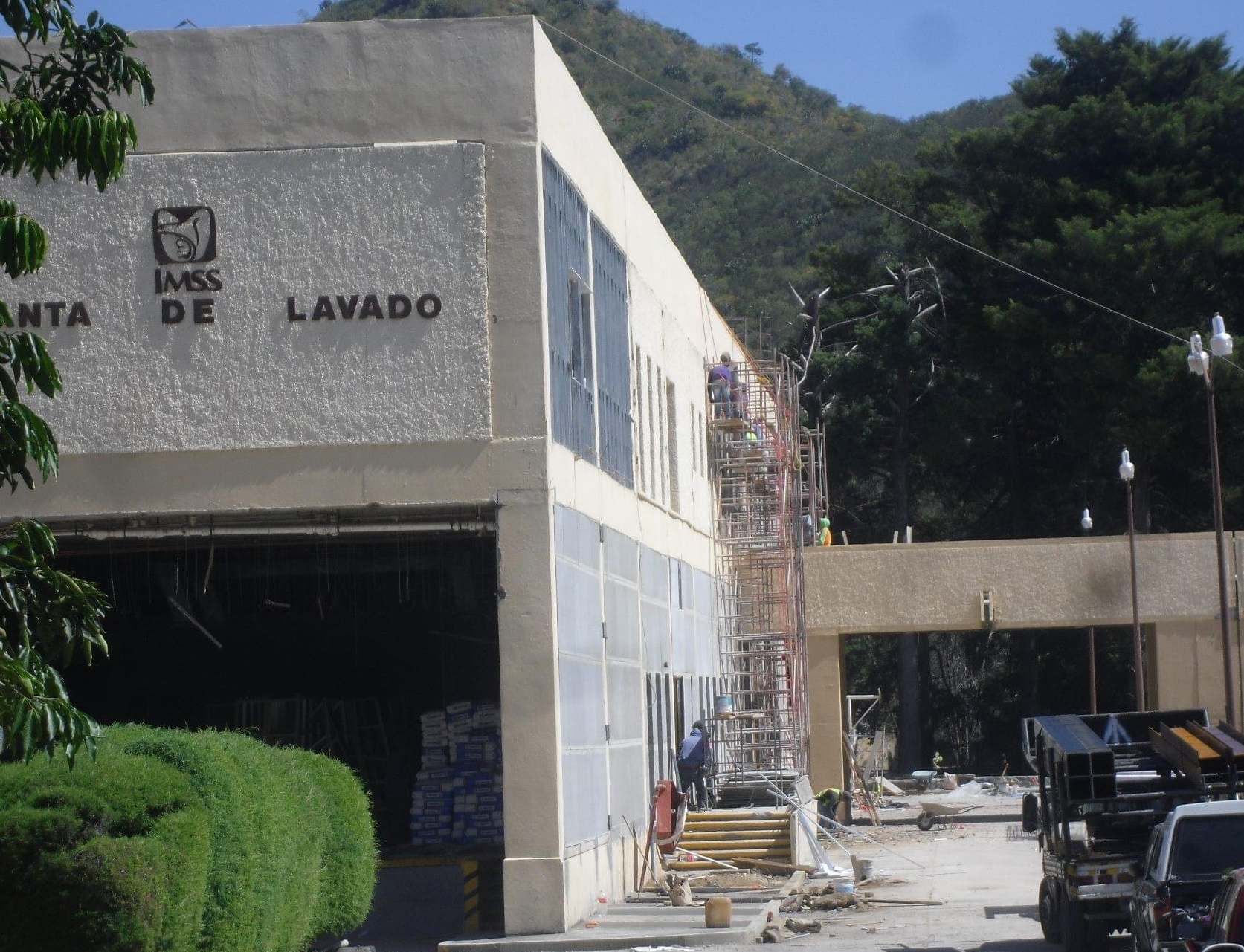 Reportan 2o contagio por Covid-19 en IMSS Metepec; la primera murió