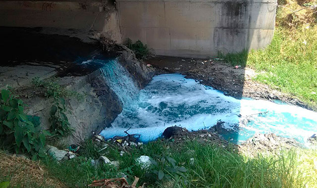 Lavandería contamina río y tierras en comunidad de Huejotzingo