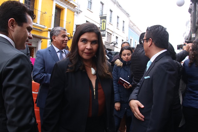 Norma Layón se lava las manos tras detención de director de Seguridad