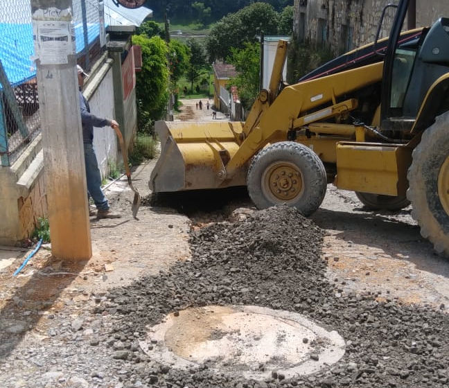 Constructora incumple trabajos en Huauchinango