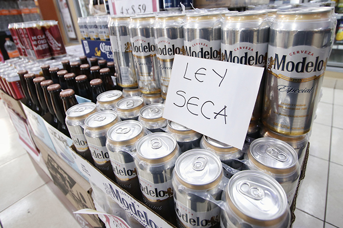 Absurda, la Ley Seca: Canaco