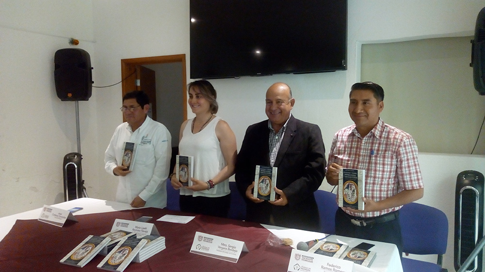 Presentan libro de la historia de San Juan Tuxco en Texmelucan