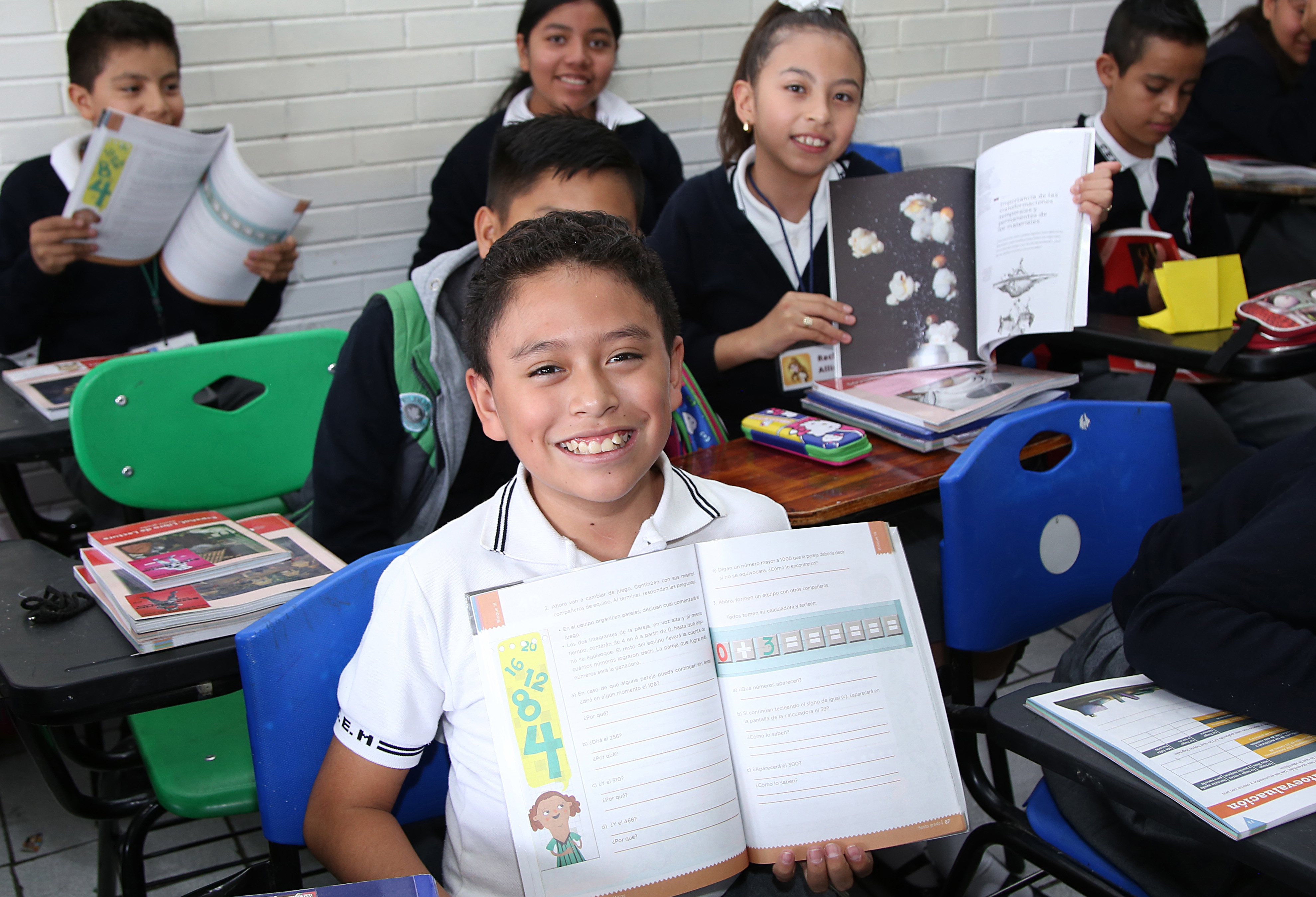 SEP concluye entrega de libros gratuitos para secundaria