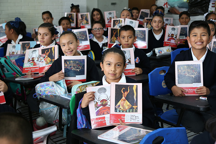 Inicia distribución de libros de texto gratuitos en secundarias