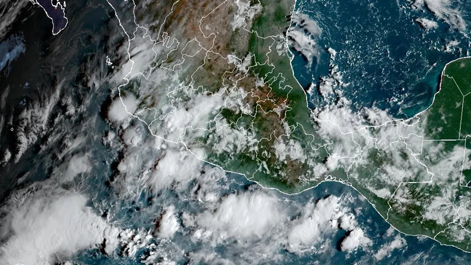 Surge la tormenta Lidia en el Pacífico mexicano