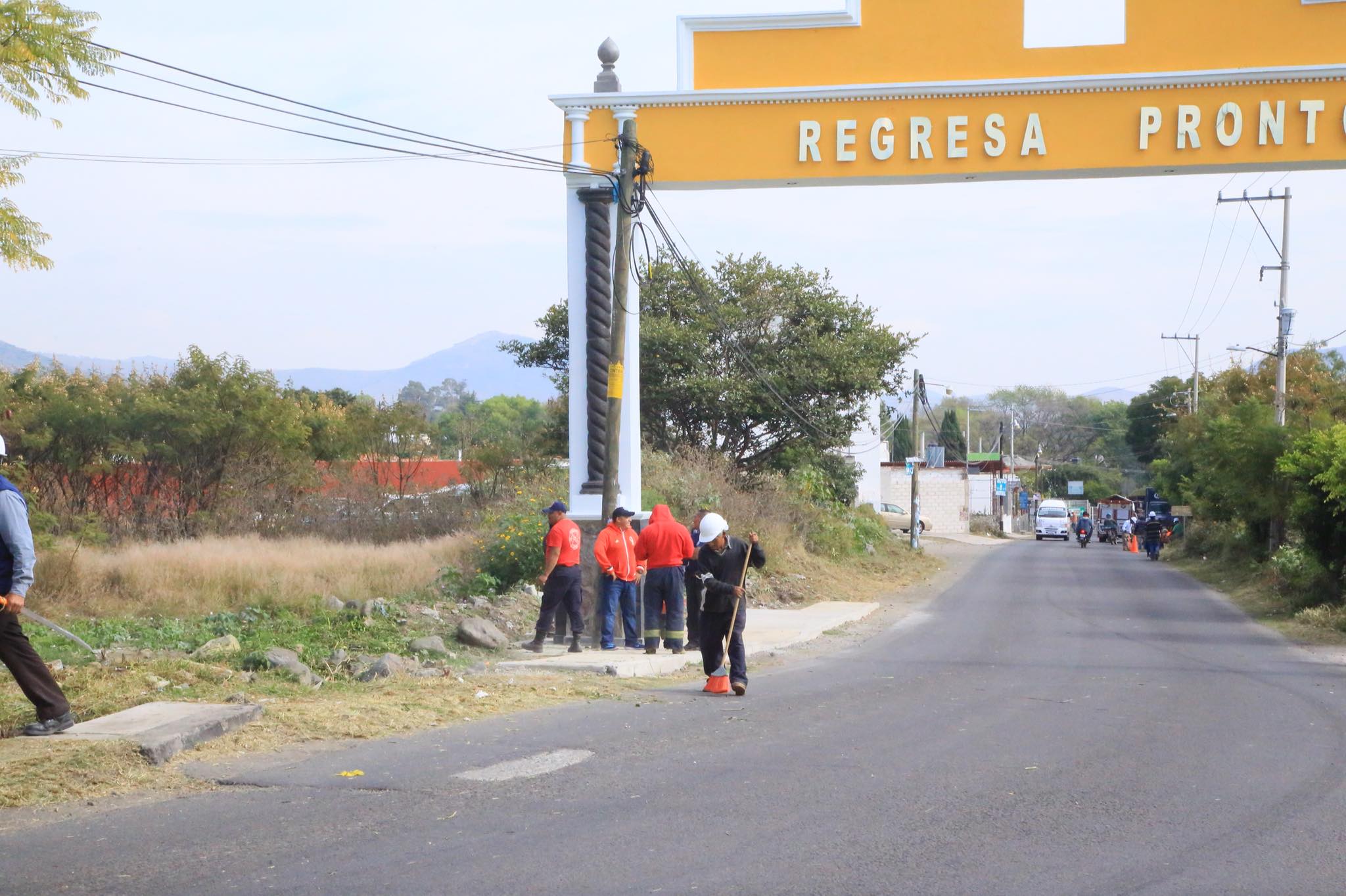 Jornadas de limpieza, bacheo y seguridad en la Magdalena Axocopan
