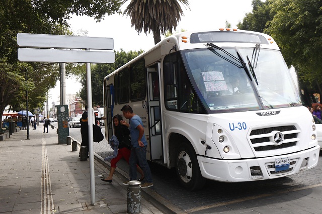 Movilidad en puntos de transporte público es de 25 y 75% en Puebla capital