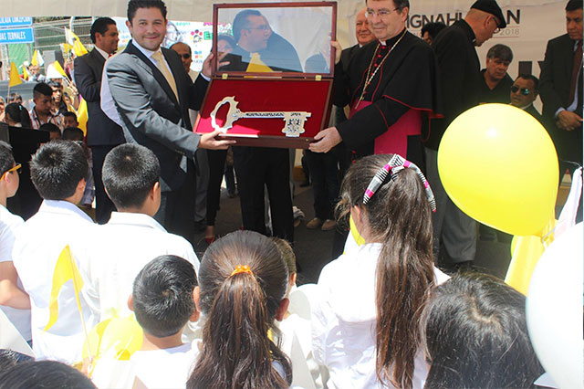 Oficia misa en Chignahuapan representante del Vaticano