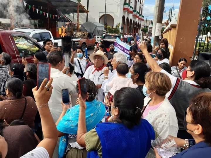 Llega Antorcha Guadalupana a la parroquia Preciosa Sangre de Cristo en Tehuacán