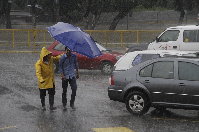 Alertan por lluvias muy fuertes en Puebla de domingo a martes