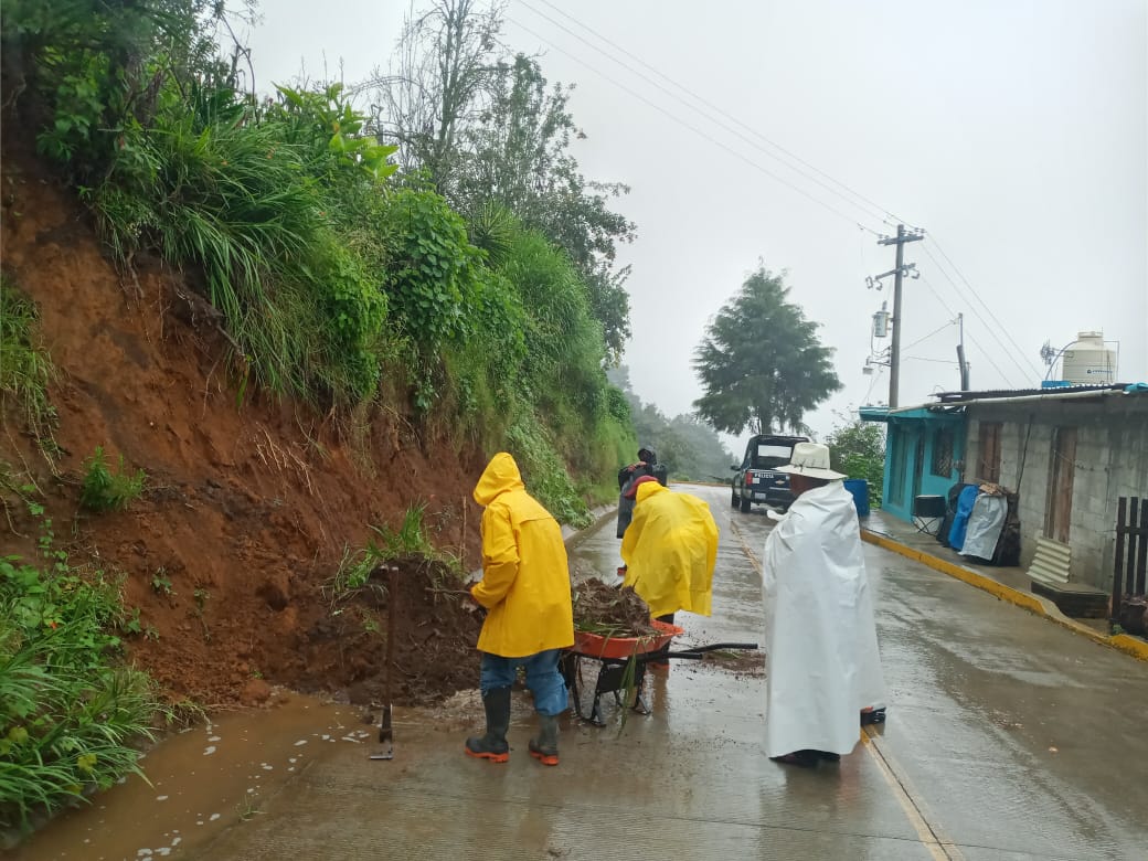 Actúa Protección Civil estatal ante lluvias en ocho municipios poblanos