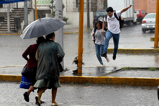 Potencial de lluvias en municipios de Puebla durante este lunes