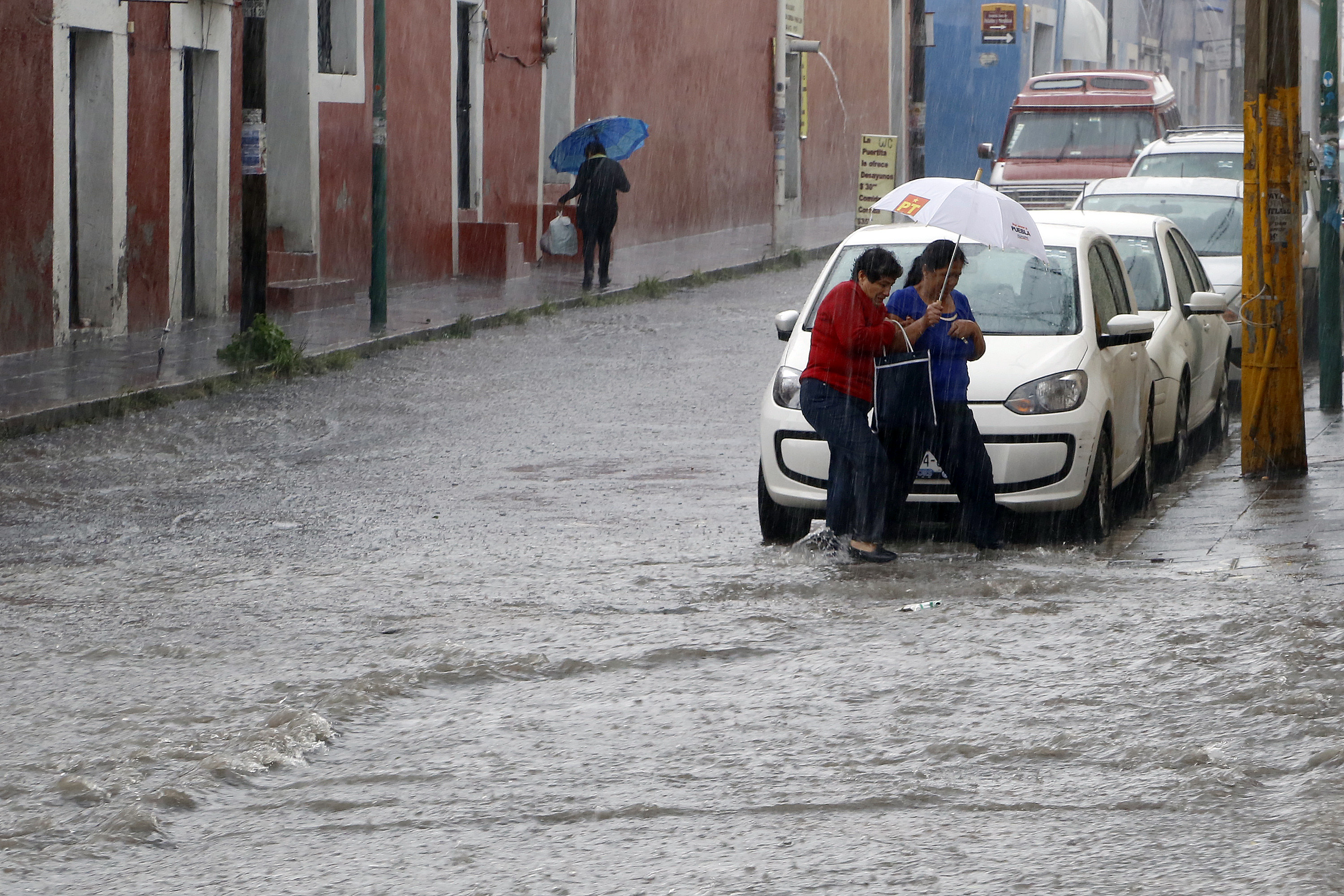 El ciclón Celia mantiene lluvias intensas para Puebla este martes