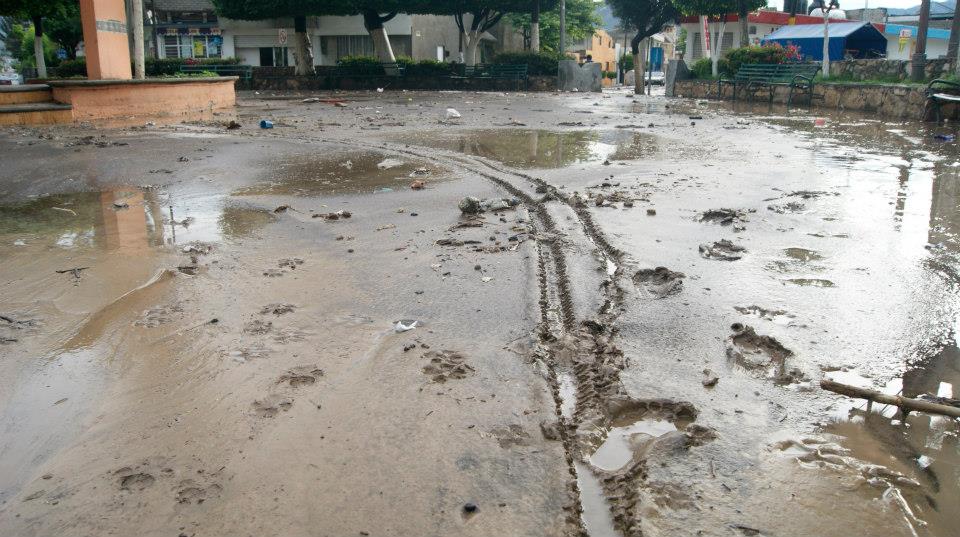 Colector pluvial y represas provocaron la barrancada en Tehuacán