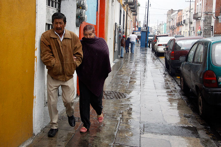 Espera Puebla un martes con lluvias aisladas y ambiente muy frío