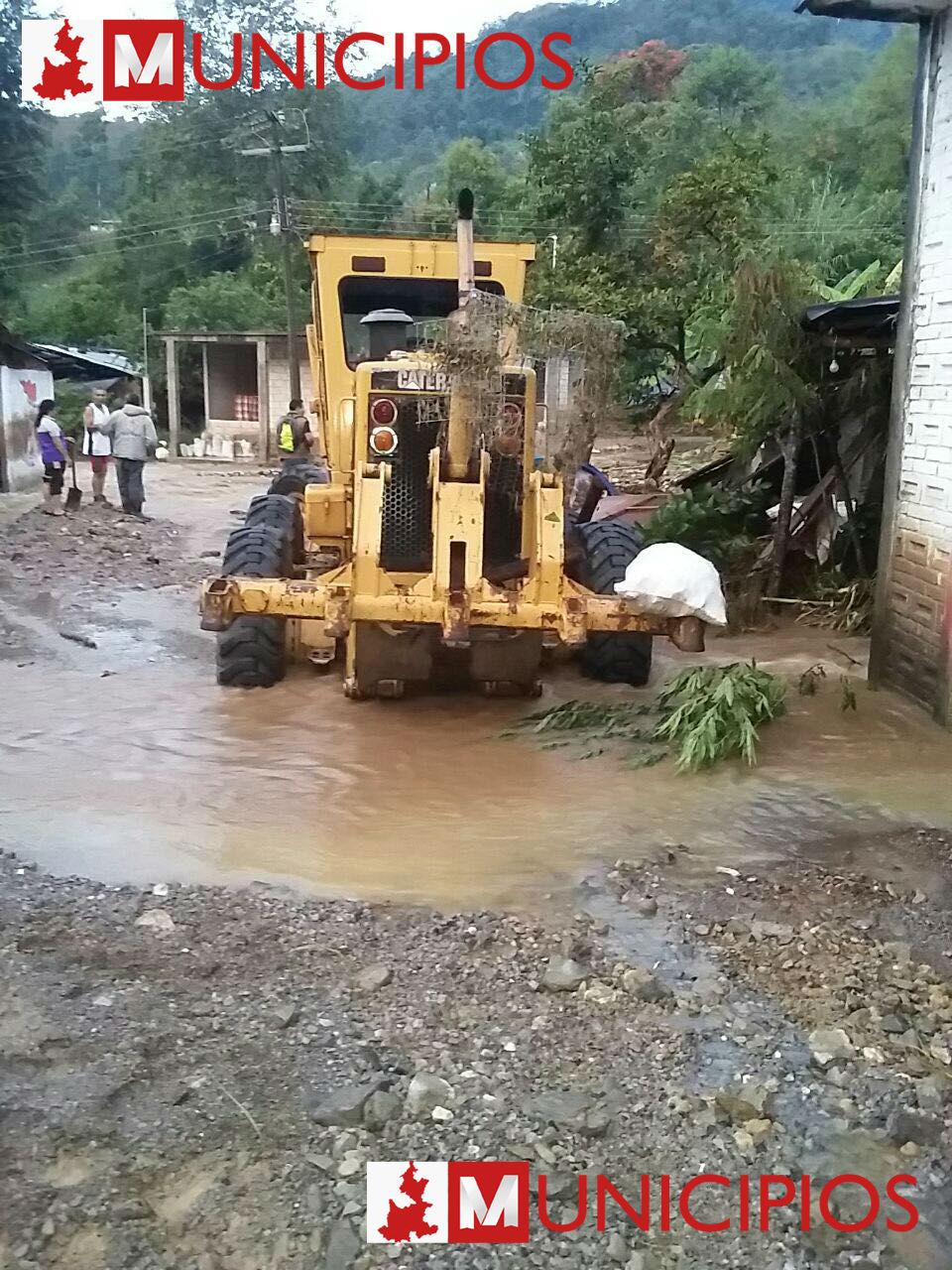 Muertos, desaparecidos y damnificados deja Earl en Huauchinango