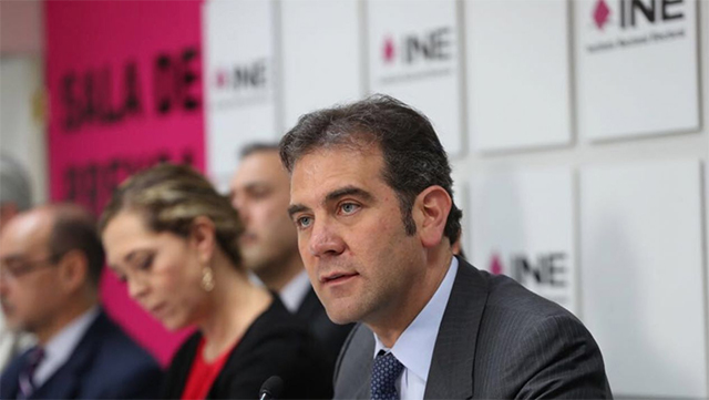 Prohíbe INE a gobierno de Puebla y a ediles hablar de temas electorales