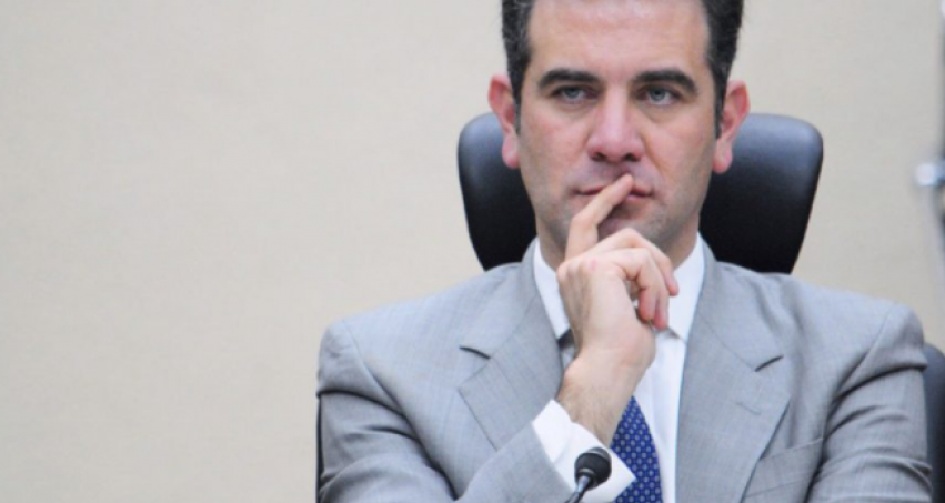 Lorenzo Córdova exhortó a los políticos a que respeten la veda electoral