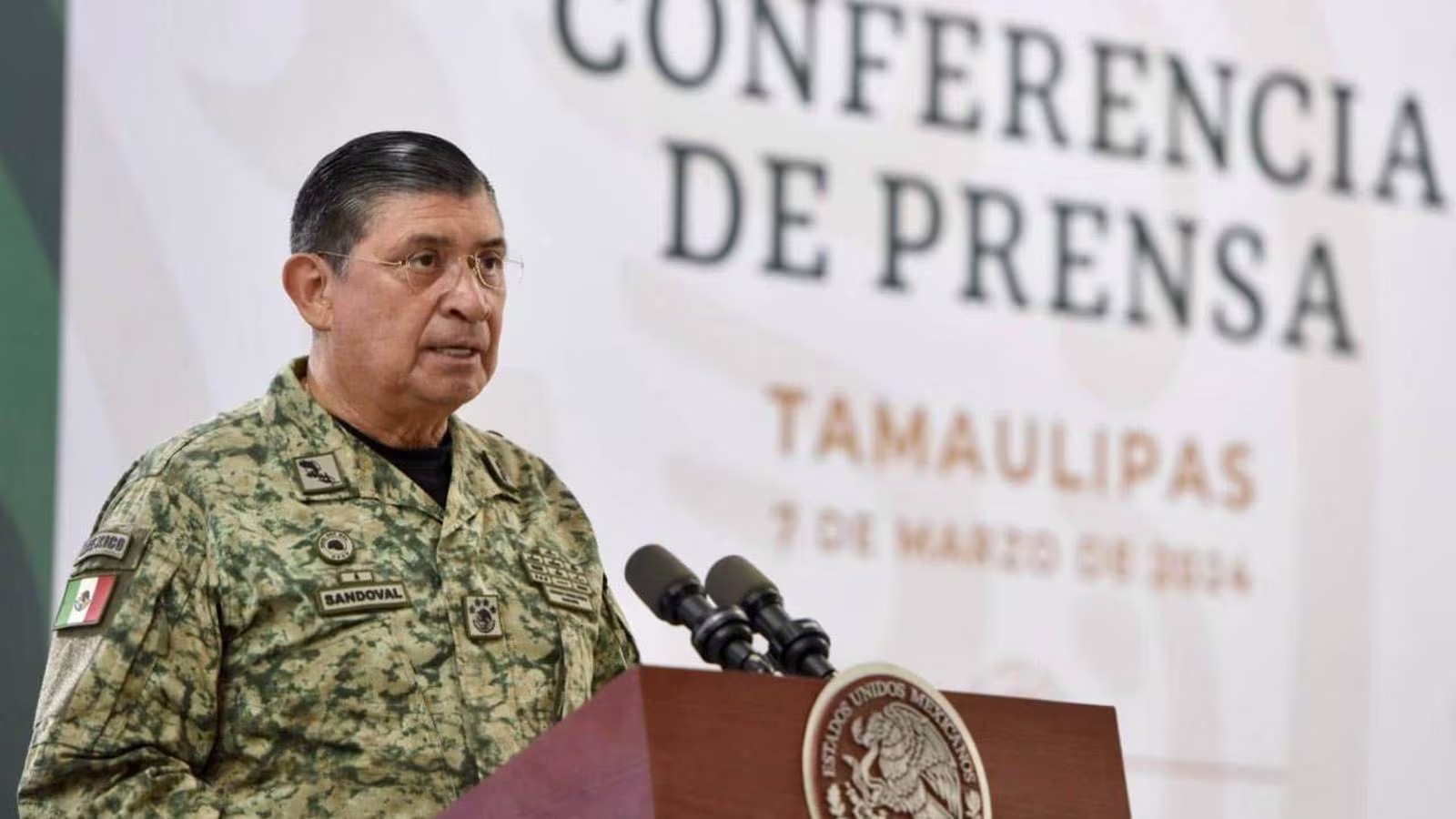 El general ya votó