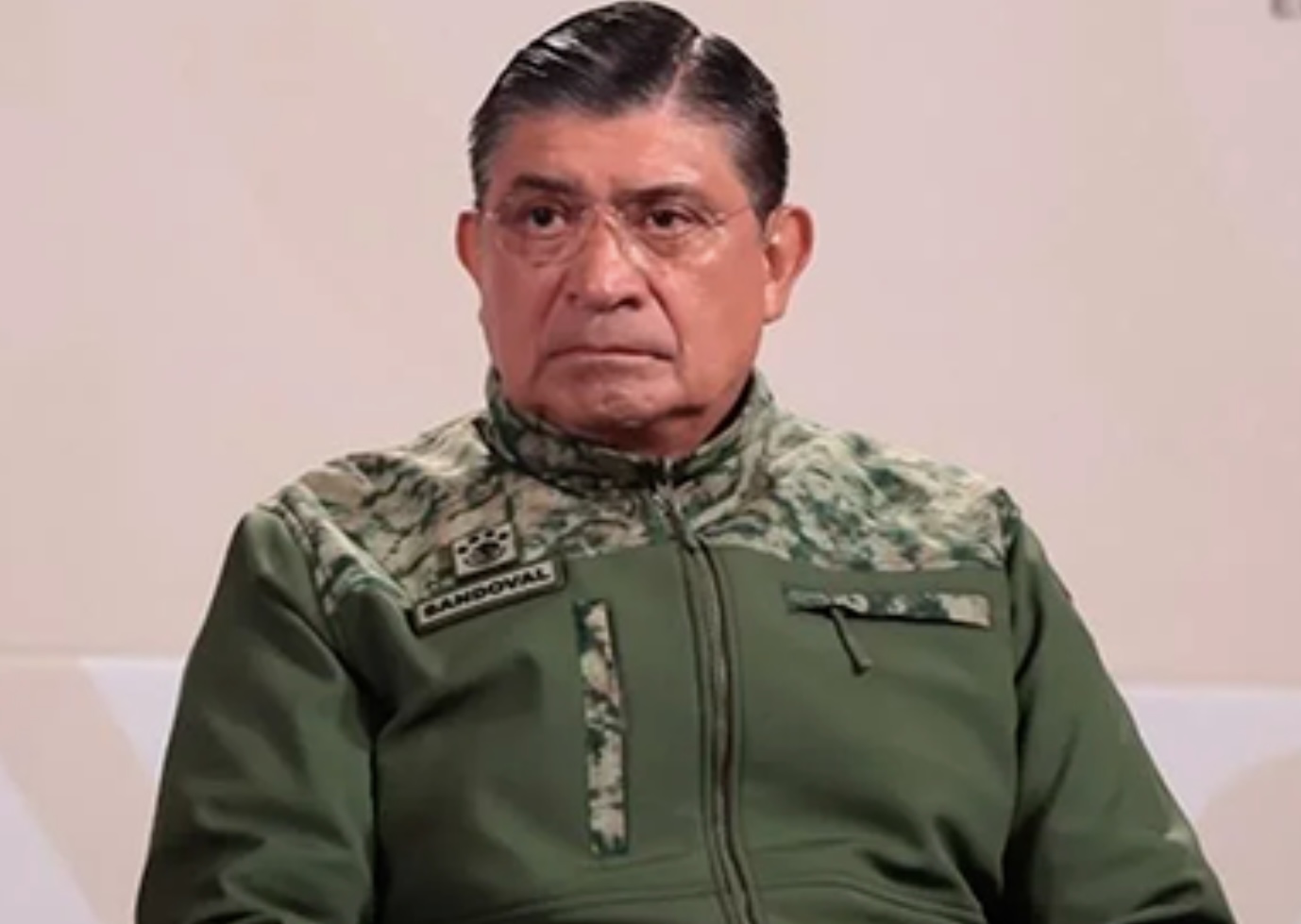Luis Cresencio Sandoval, titular de la Sedena, da positivo a Covid-19