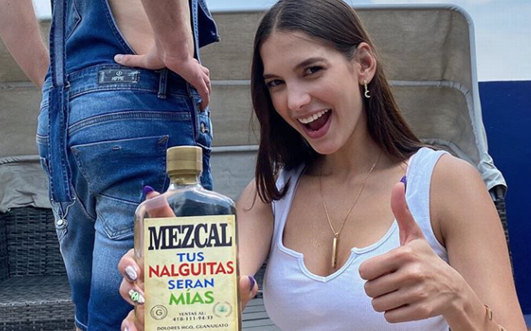 Luisito Comunica vuelve a ser tendencia por un polémico mezcal