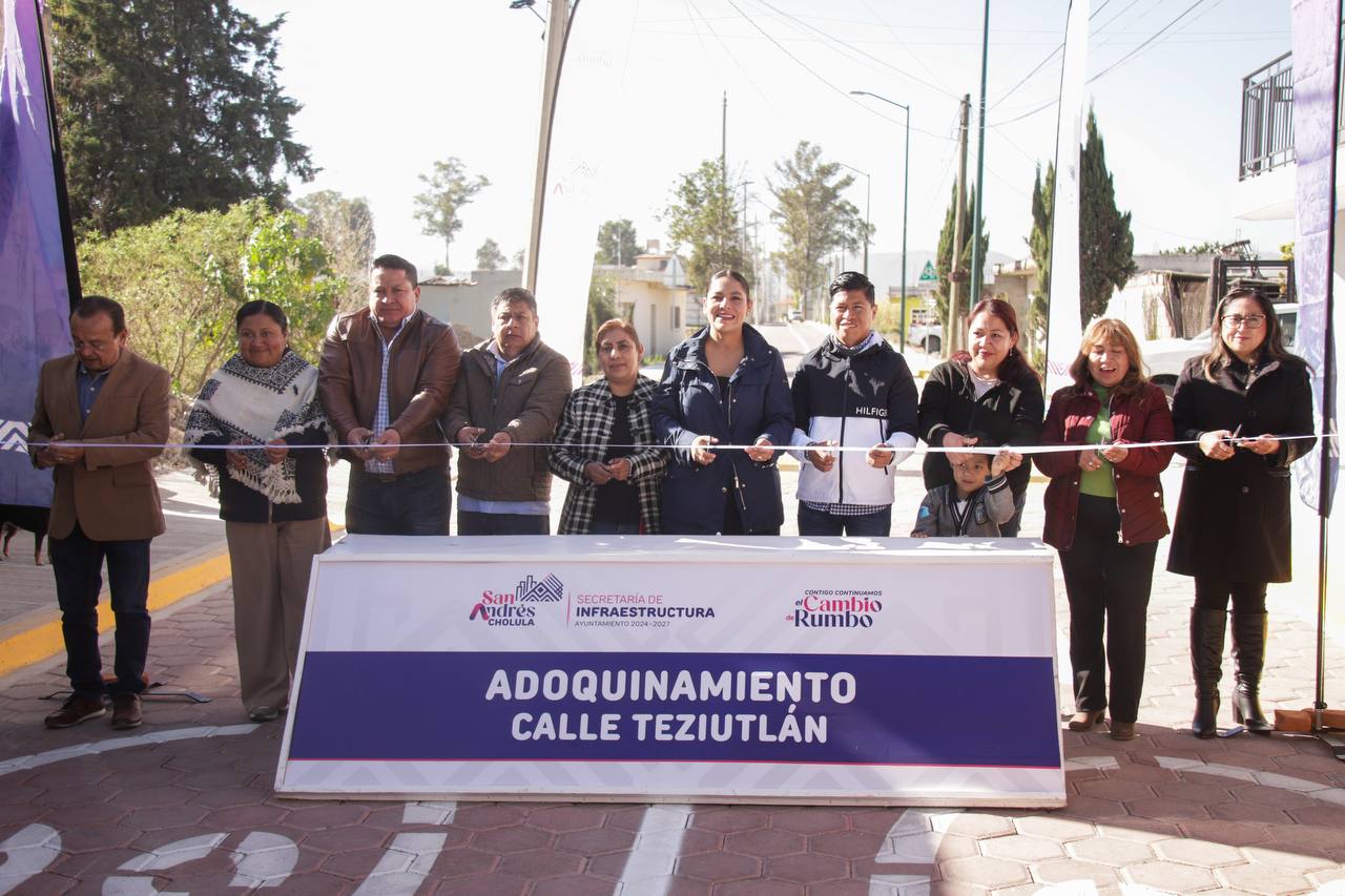 Inaugura Cuautle la rehabilitación de la calle San Francisco Acatepec