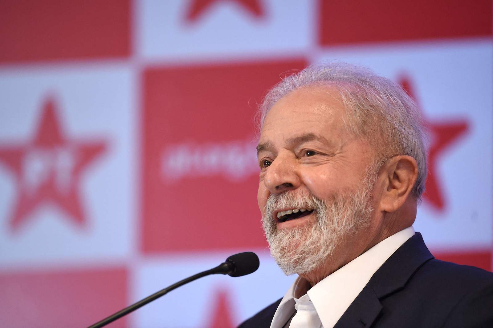Lula gana elección presidencial de Brasil por tercera vez