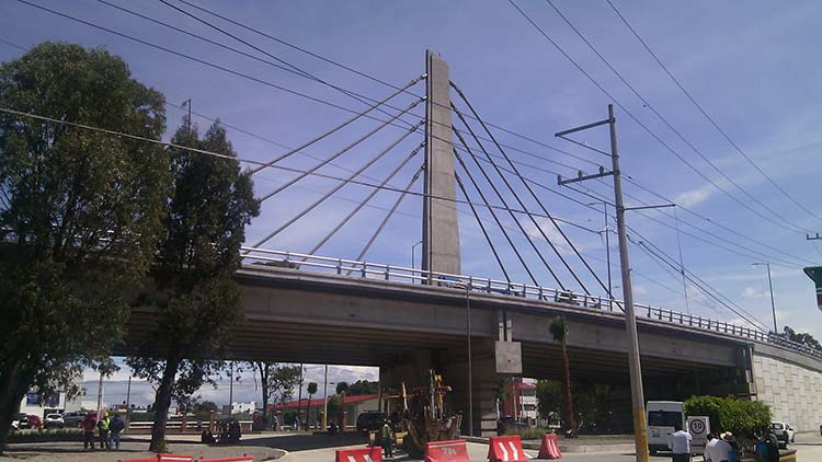 Barbosa emprende peritajes de 26 puentes atirantados de RMV