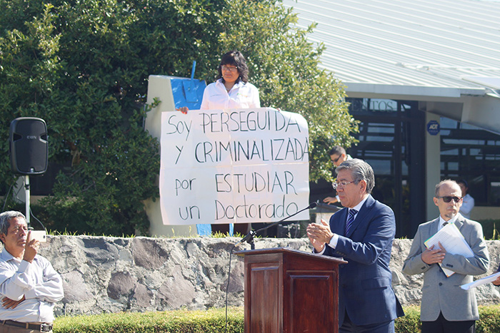 Profesora denuncia acoso laboral en Universidad Tecnológica de Tecamachalco