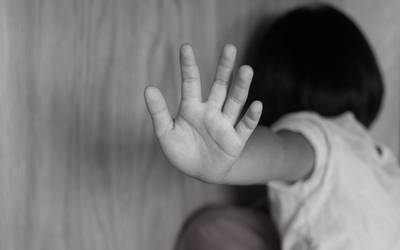 Dejaron que asesinaran a su hija de 4 años para sacarle el demonio